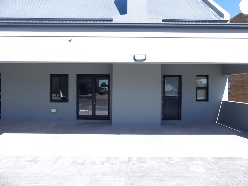 To Let 2 Bedroom Property for Rent in Britannia Bay Western Cape
